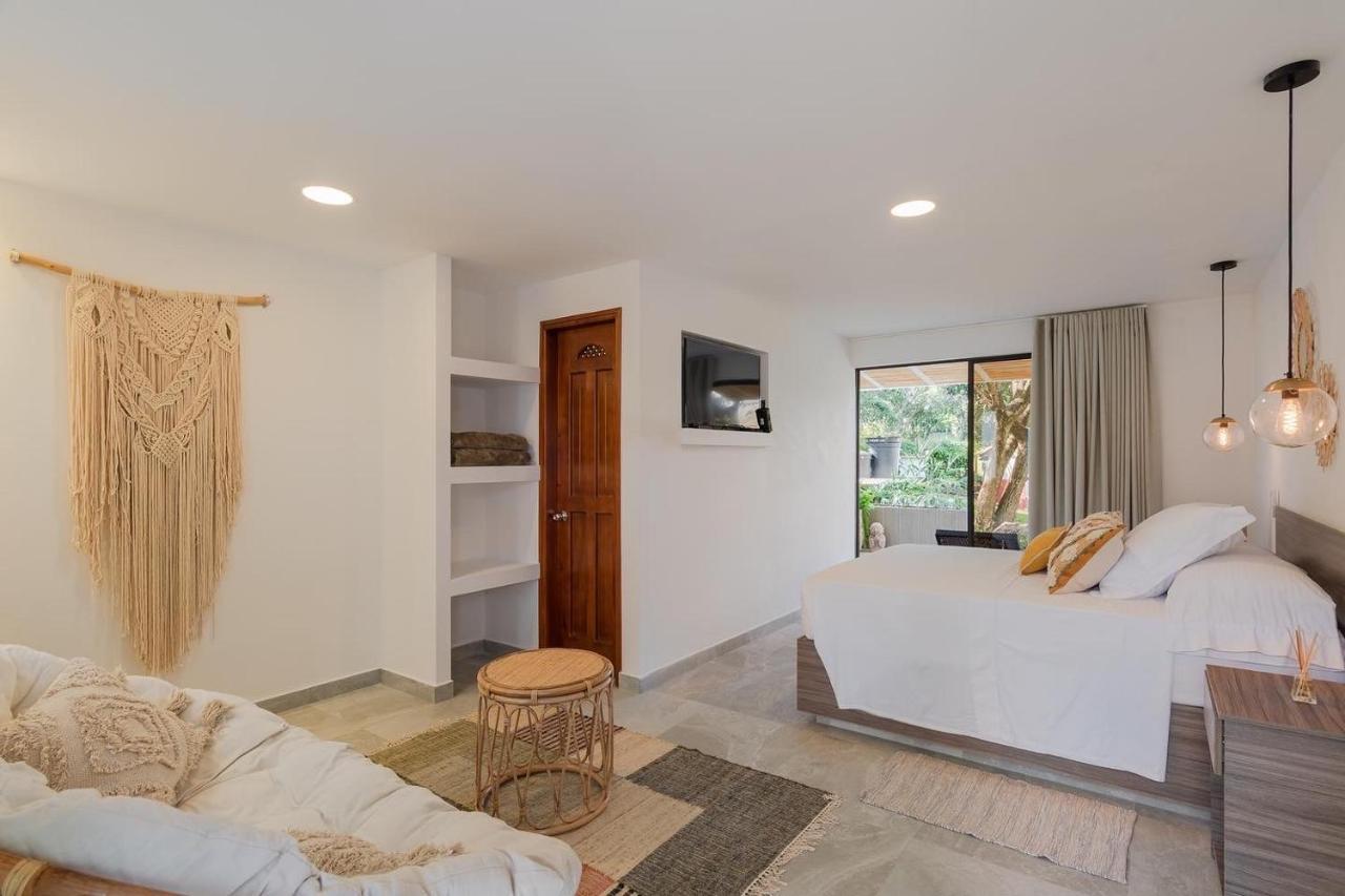 Hotel Villa Camila ลาปินตาดา ภายนอก รูปภาพ