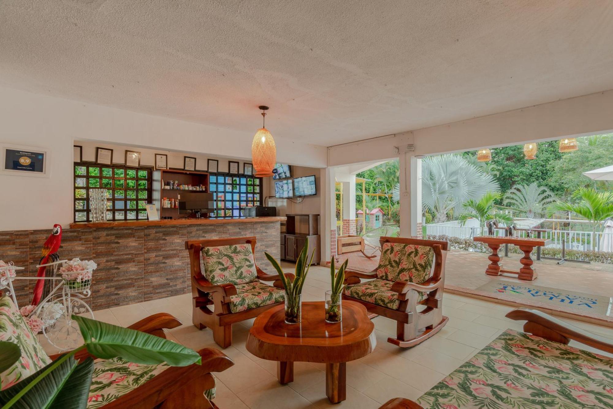 Hotel Villa Camila ลาปินตาดา ภายนอก รูปภาพ