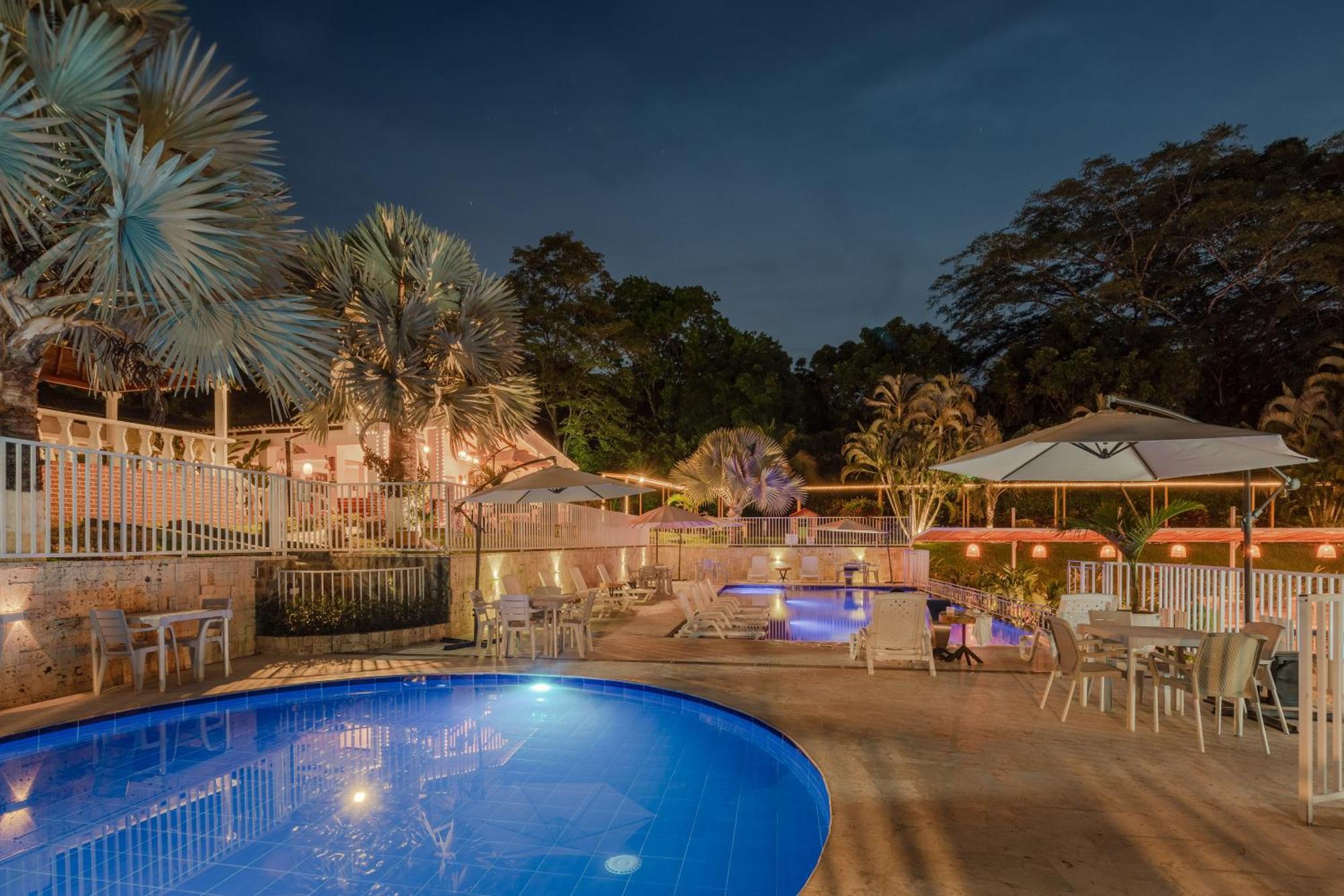 Hotel Villa Camila ลาปินตาดา ภายนอก รูปภาพ