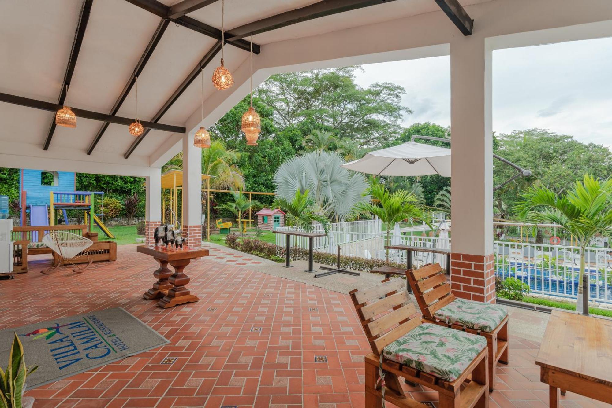 Hotel Villa Camila ลาปินตาดา ภายนอก รูปภาพ