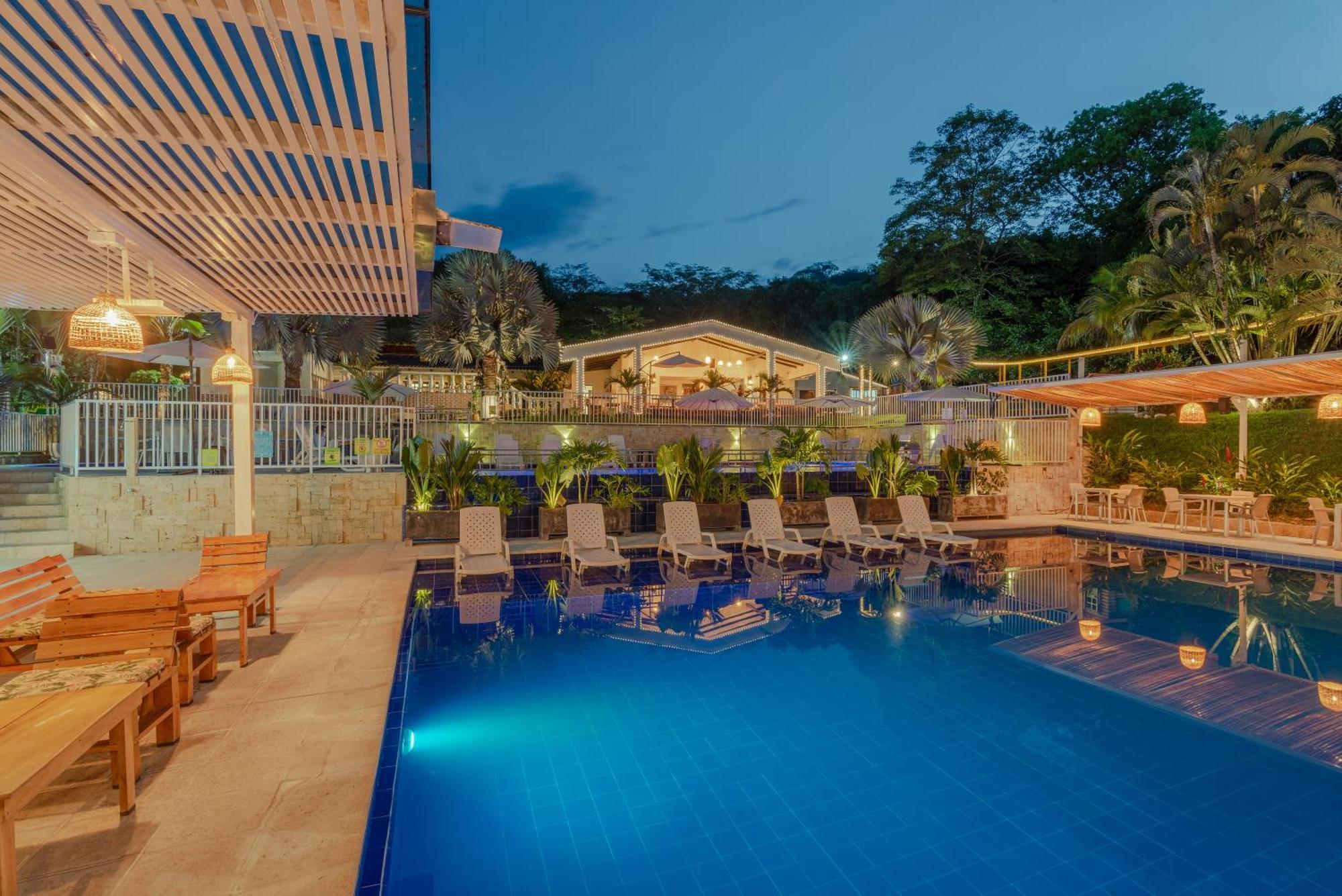 Hotel Villa Camila ลาปินตาดา ภายนอก รูปภาพ