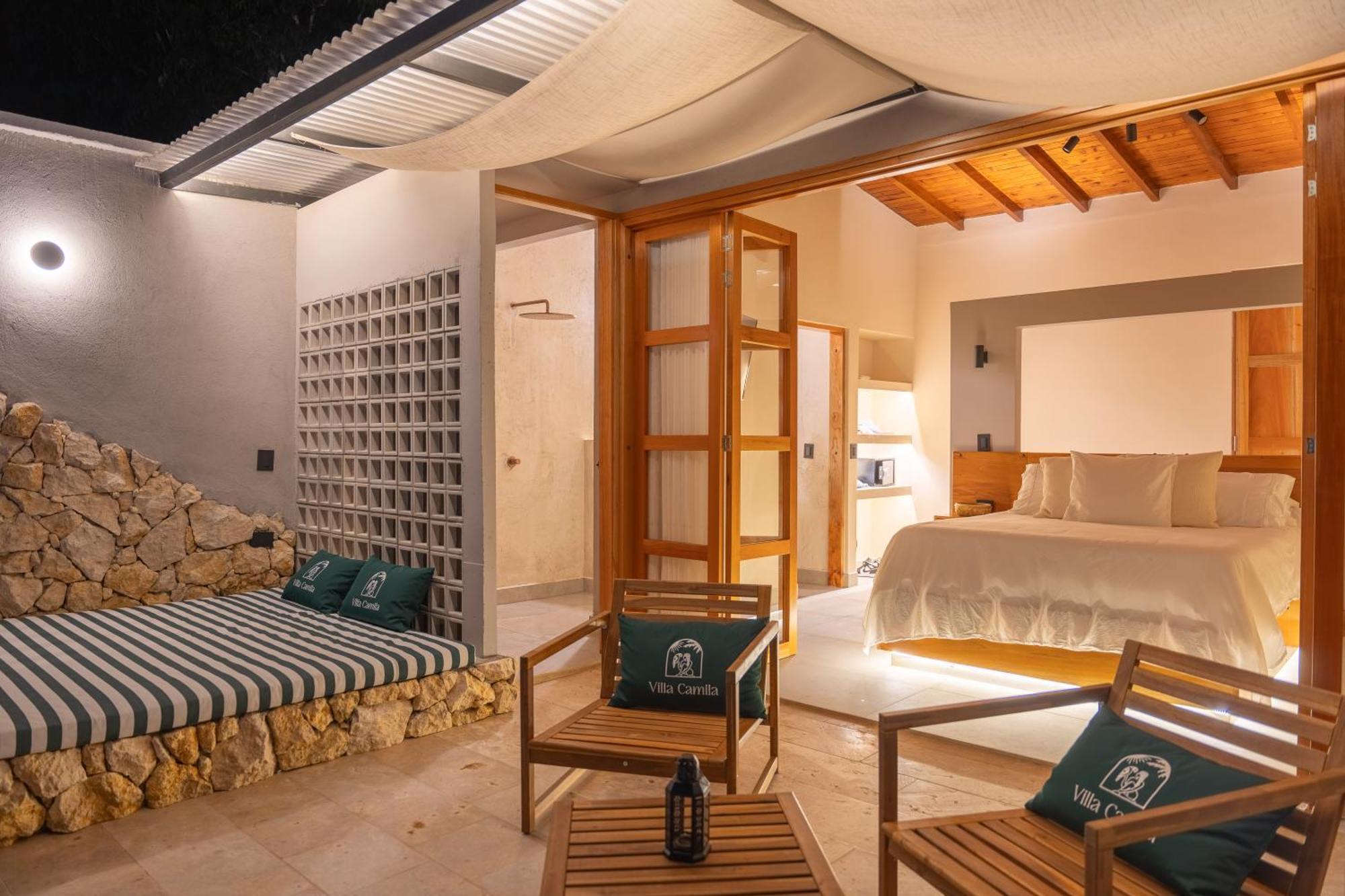 Hotel Villa Camila ลาปินตาดา ภายนอก รูปภาพ