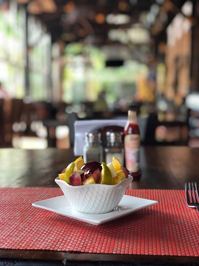 Hotel Villa Camila ลาปินตาดา ภายนอก รูปภาพ