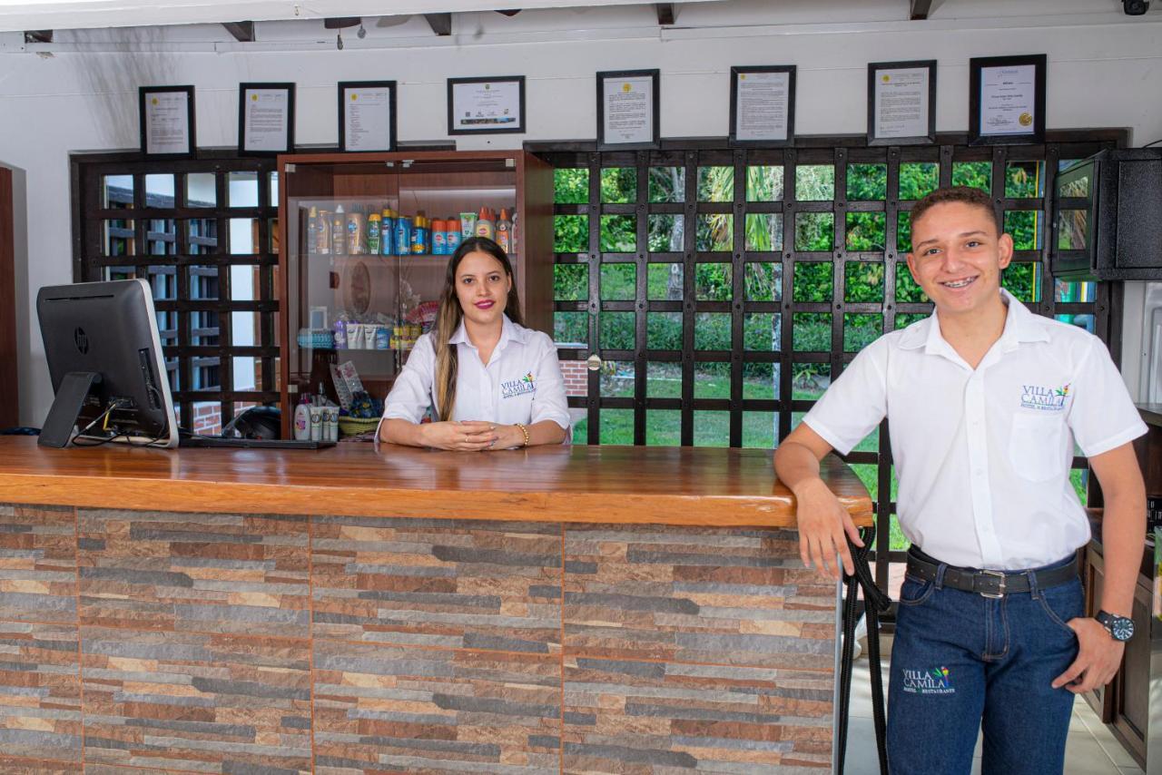 Hotel Villa Camila ลาปินตาดา ภายนอก รูปภาพ